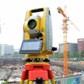 South N1 total station